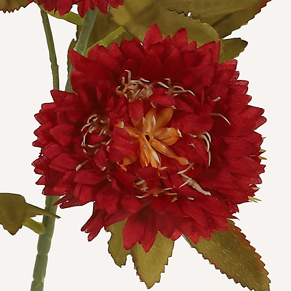 En elegant Krysantemum röd Isört, Konstgjord krysantemum 61 cm hög 6 blommor med naturligt utseende och känsla. Detaljerad utformning med realistiskt bladverk. 1