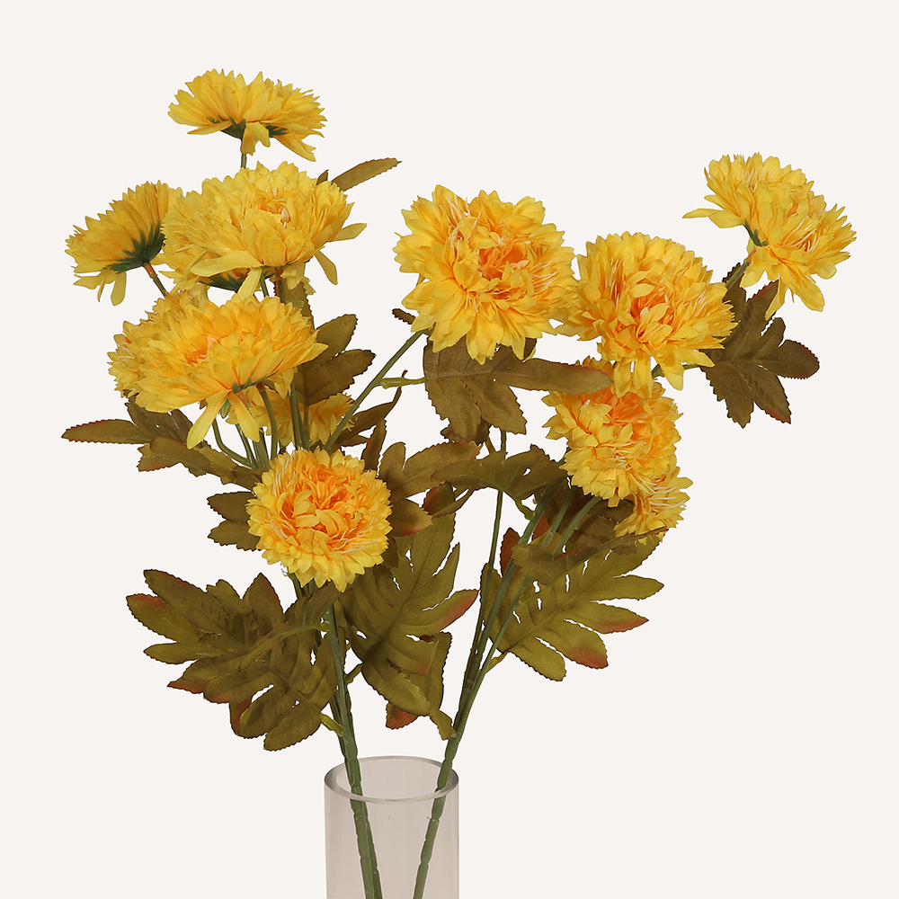 En elegant Krysantemum gul Isört, Konstgjord krysantemum 61 cm hög 6 blommor med naturligt utseende och känsla. Detaljerad utformning med realistiskt bladverk. 3