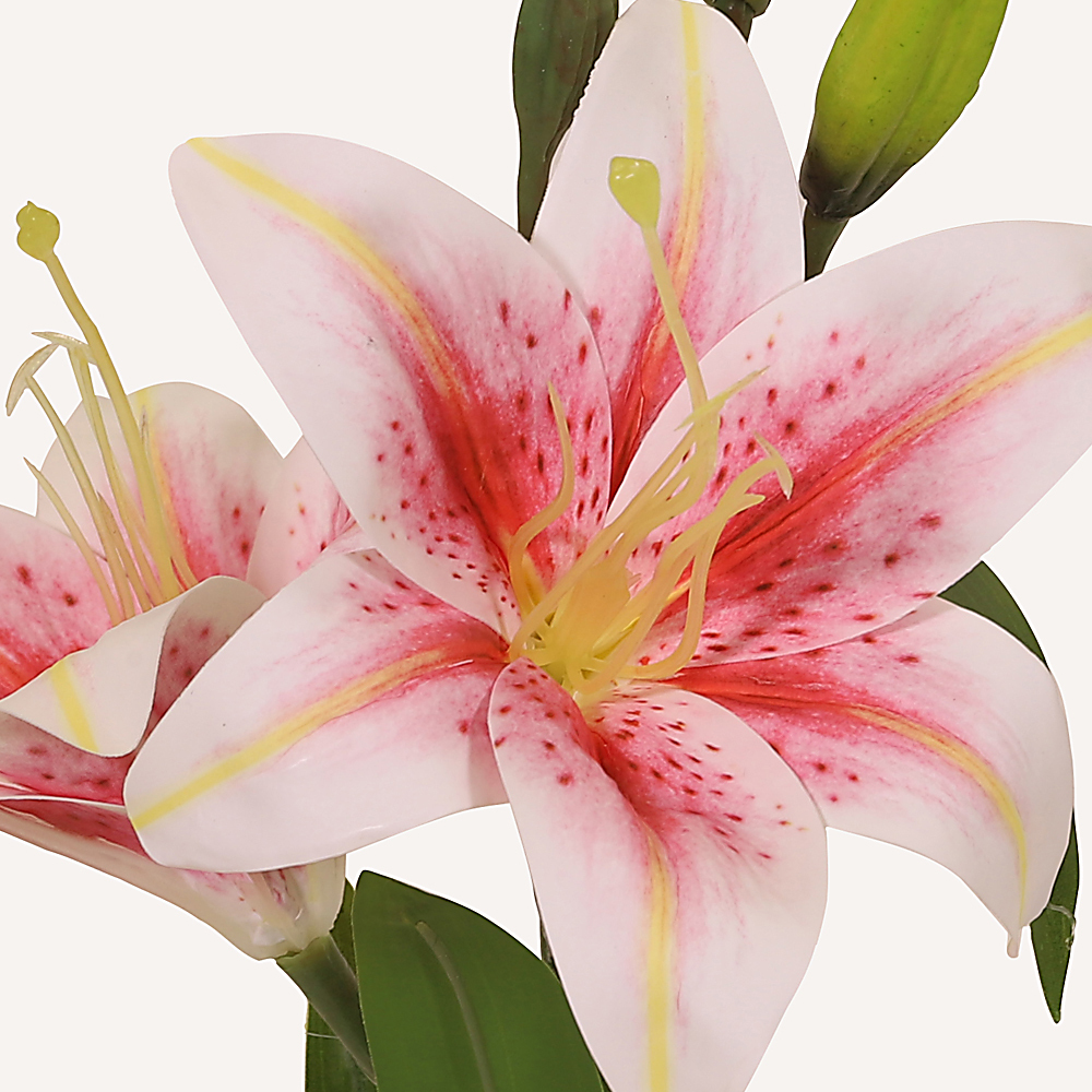 En elegant Lilja ljusrosa Gunsan, Konstgjord lilja 52 cm hög med naturligt utseende och känsla. Detaljerad utformning med realistiskt bladverk. 1