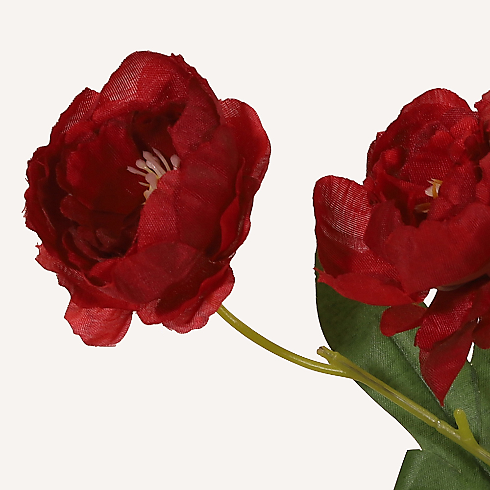En elegant Pion röd Hades, Konstgjord pion 65 cm hög 6 blommor med naturligt utseende och känsla. Detaljerad utformning med realistiskt bladverk. 1