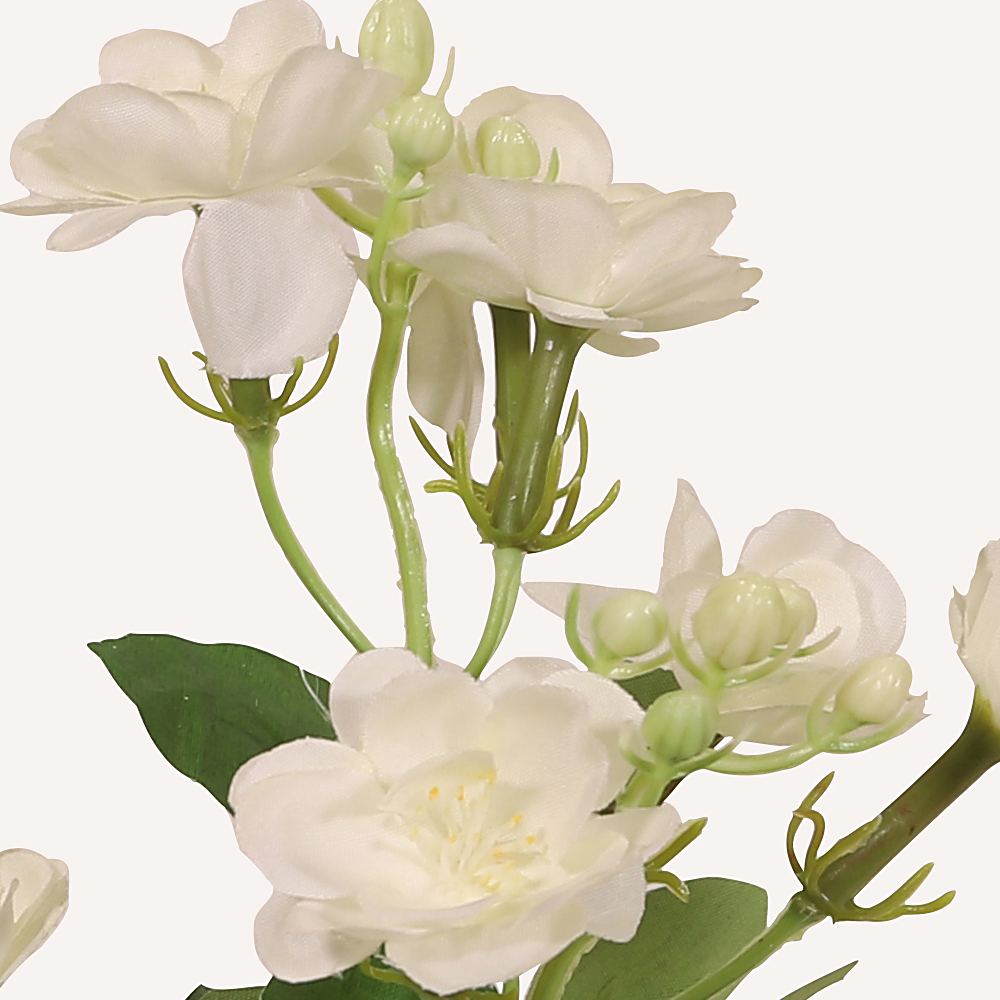 En elegant Jasmin vit Takai, Konstgjord jasmin 62 cm hög med naturligt utseende och känsla. Detaljerad utformning med realistiskt bladverk. 1
