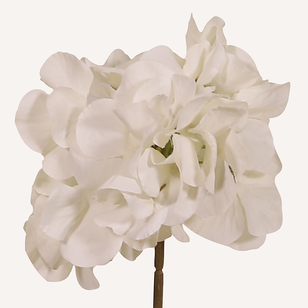 En elegant Hortensia vit Paniculata, Konstgjord hortensia 80 cm hög med 2 blommor med naturligt utseende och känsla. Detaljerad utformning med realistiskt bladverk. 1