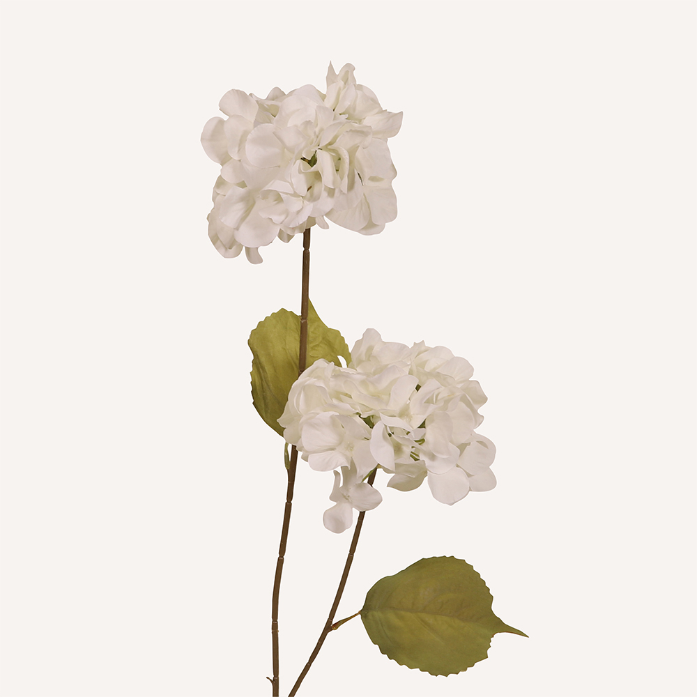 En elegant Hortensia vit Paniculata, Konstgjord hortensia 80 cm hög med 2 blommor med naturligt utseende och känsla. Detaljerad utformning med realistiskt bladverk. 
