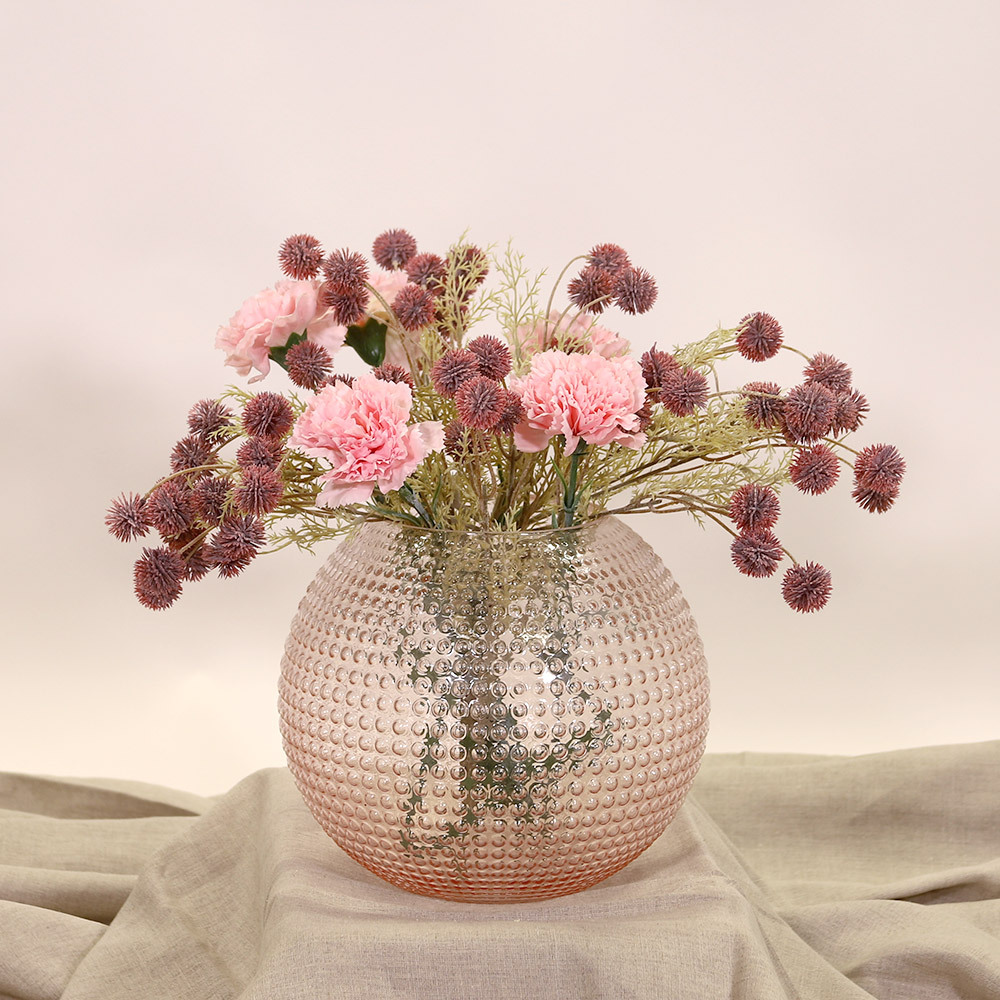 En elegant Blombukett Melaleuca rosaröd - Rosa Moln, Konstgjord blombukett med 9 blommor och snittgrönt med naturligt utseende och känsla. Detaljerad utformning med realistiskt bladverk. 