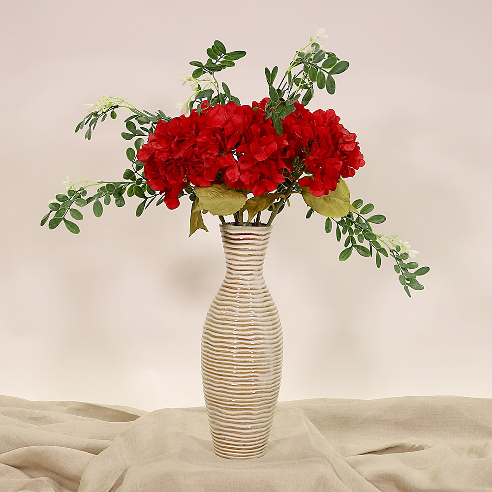 En elegant Sophorae vit snittgrönt, Konstgjord sophorae snittgrönt 80 cm hög med naturligt utseende och känsla. Detaljerad utformning med realistiskt bladverk. 