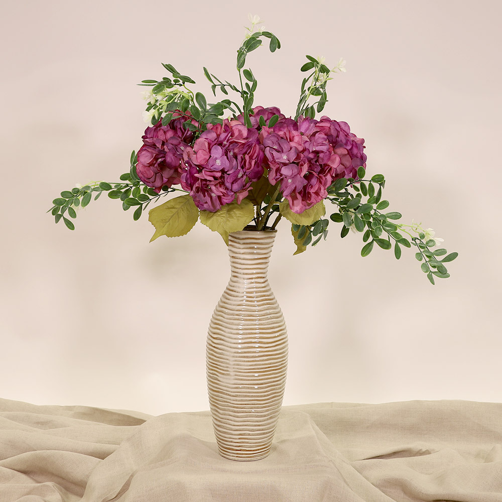 En elegant Sophorae vit snittgrönt, Konstgjord sophorae snittgrönt 80 cm hög med naturligt utseende och känsla. Detaljerad utformning med realistiskt bladverk. 